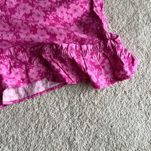 Candace Cameron Bure shorts - Picture 3 of 7